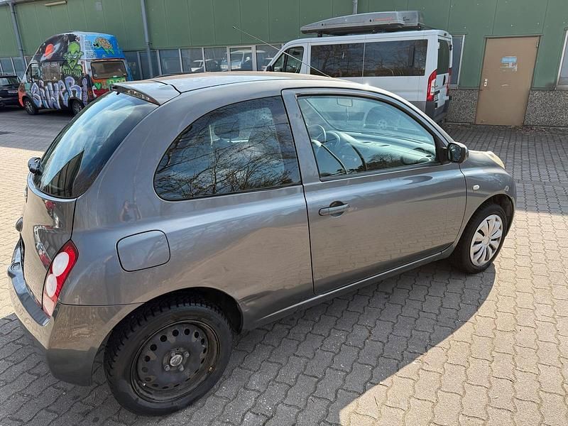 Gebraucht Nissan Micra 65 PS (47 kW) 2005 Grau Kleinwagen