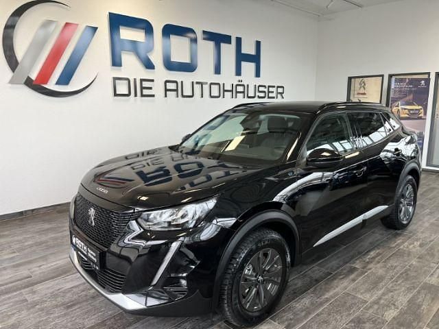 Schwarz Gebraucht 2021 Peugeot e-2008 Allure SUV | 17.300 € (Fairer Preis) - Bild 1/4