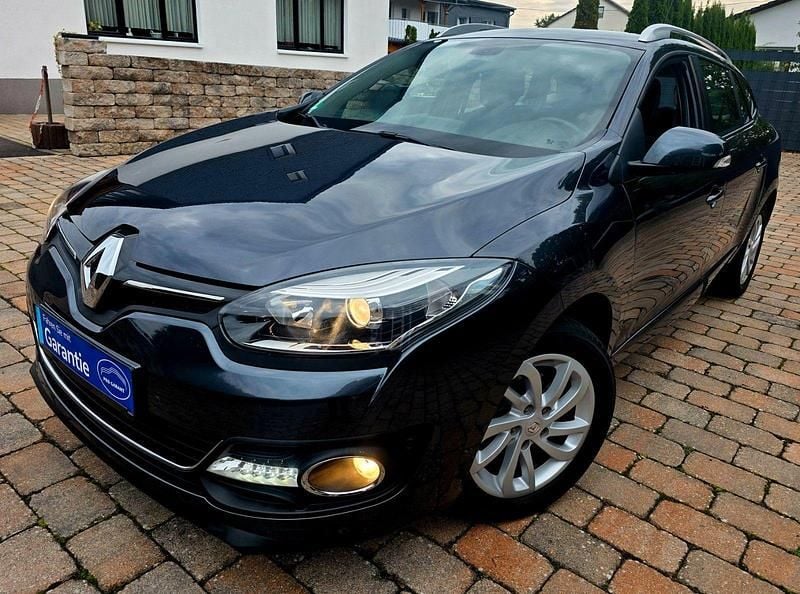 Grau Gebraucht 2014 Renault Mégane GrandTour Initiale Paris Kombi | 6.999 € (Fairer Preis) - Bild 1/4