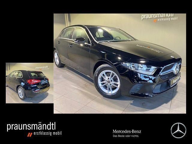 Gebraucht Mercedes A180 Style 116 PS (85 kW) 2020 Andere farbe Limousine