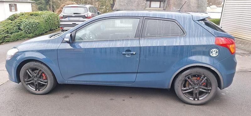 Gebraucht Kia Ceed 116 PS (85 kW) 2013 Blau Kleinwagen