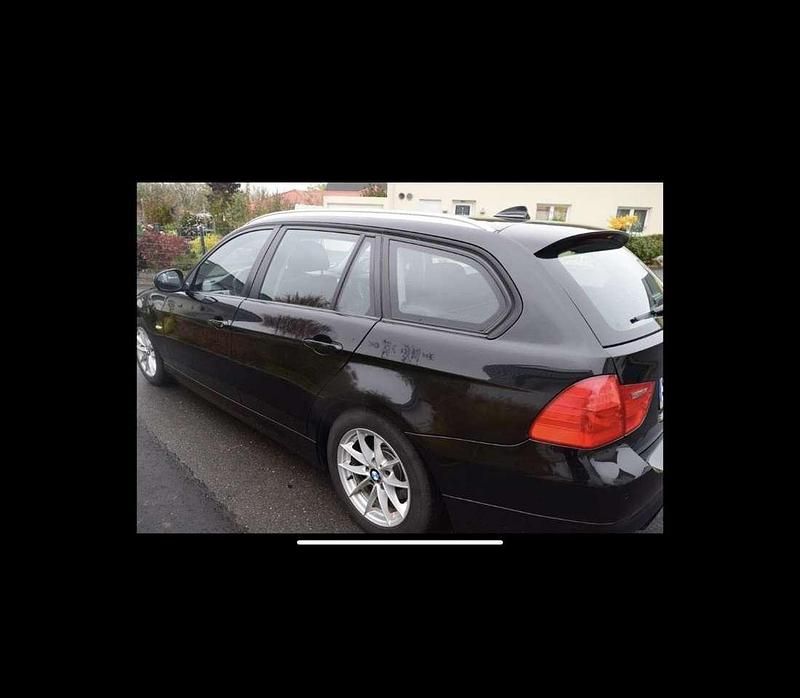 Gebraucht BMW 316 116 PS (85 kW) 2012 Schwarz Kombi