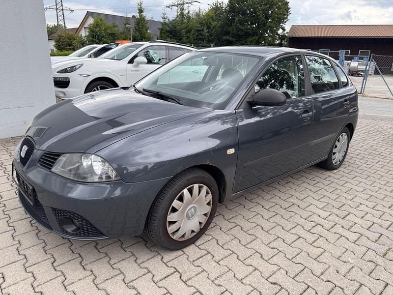 Braun Gebraucht 2006 Seat Ibiza Reference Kleinwagen | 990 € (Guter Preis) - Bild 1/4