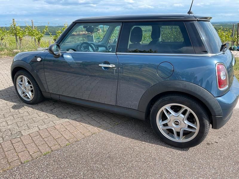 Usata Mini Cooper 122 CV (89 kW) 2009 Blu Utilitaria
