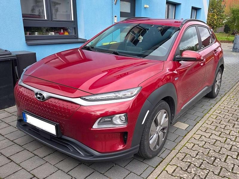 Rot Gebraucht 2020 Hyundai Kona Premium SUV | 16.000 € (Guter Preis) - Bild 1/4