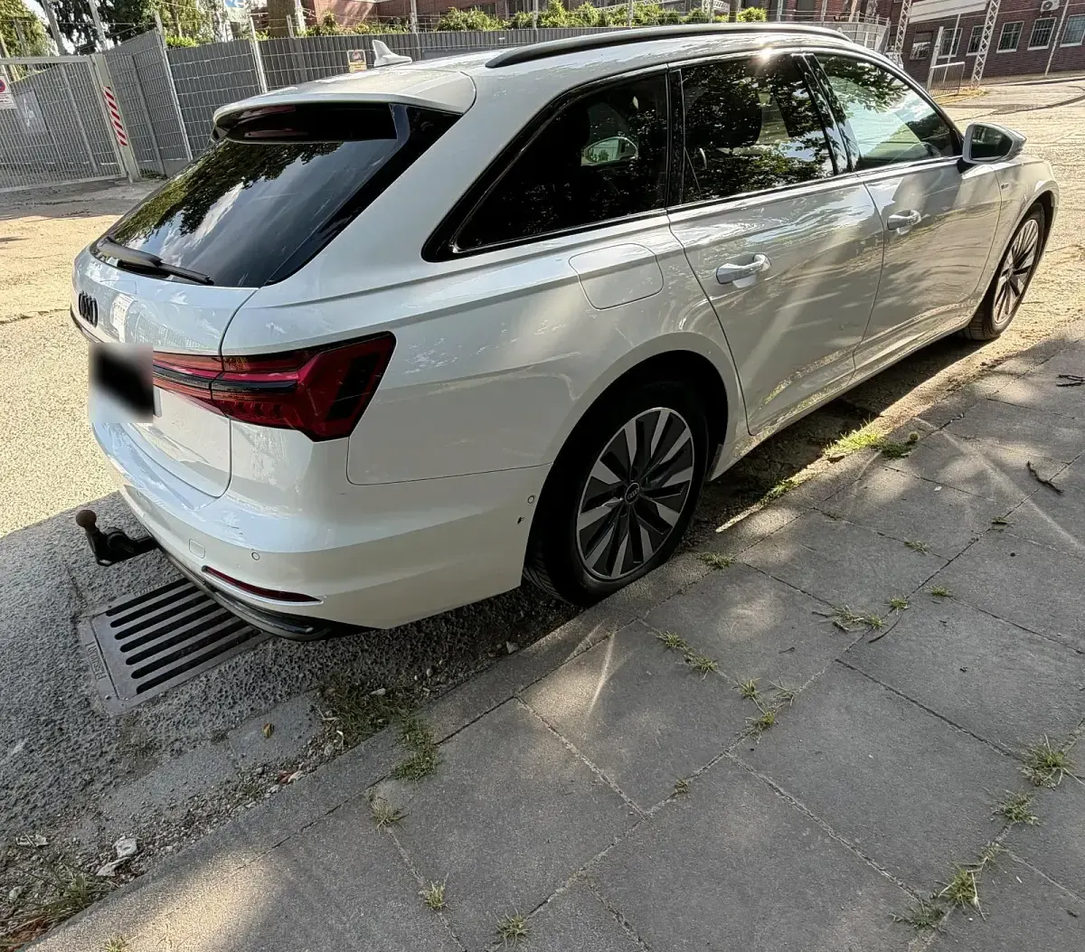 Gebraucht Audi A6 Ambiente 204 PS (150 kW) 2022 Weiß Kombi