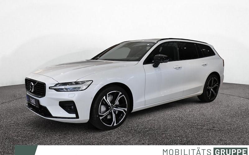 Weiss Gebraucht 2024 Volvo V60 Ultimate Kombi | 45.890 € (Teuer) - Bild 1/4