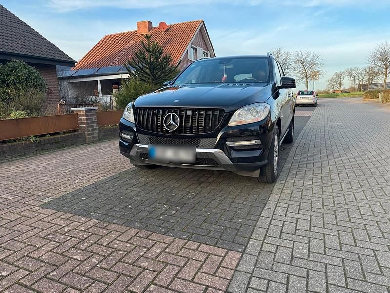 Gebraucht Mercedes 350 258 PS (189 kW) 2012 Schwarz SUV