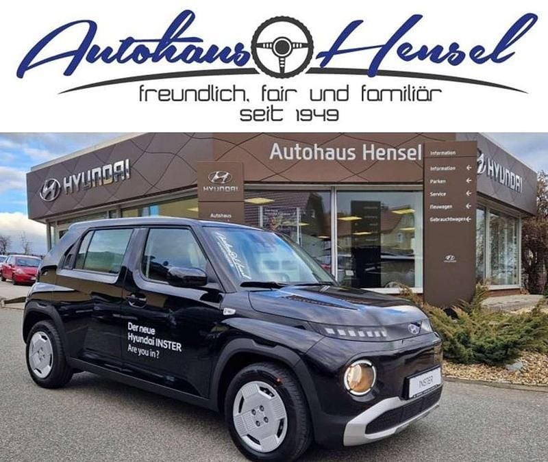 Gebraucht Hyundai Inster Select 71 kW (97 PS) 2025 Abyss black Kleinwagen