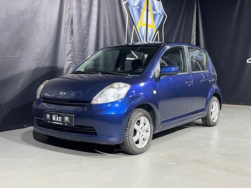 Blau Gebraucht 2006 Daihatsu Sirion Kleinwagen | 990 € (Superpreis) - Bild 1/4
