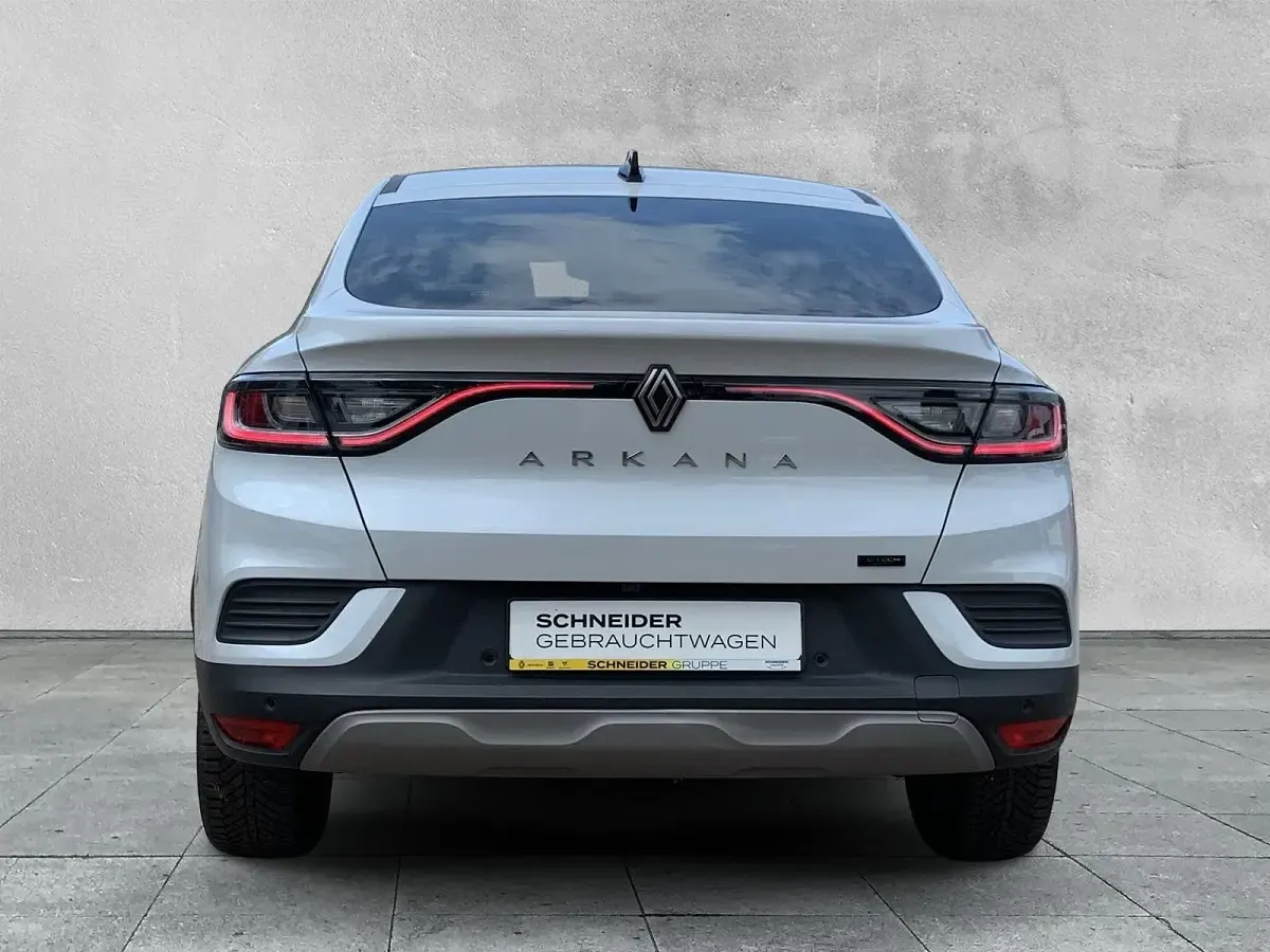 Gebraucht Renault Arkana Techno 145 PS (106 kW) 2024 Weiß SUV
