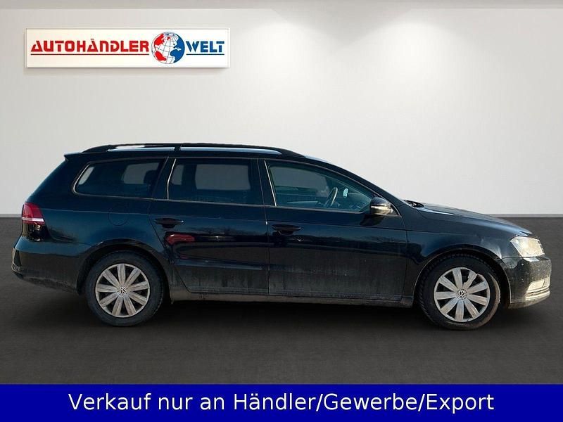 Gebraucht VW Passat Trendline 140 PS (102 kW) 2014 Schwarz Kombi