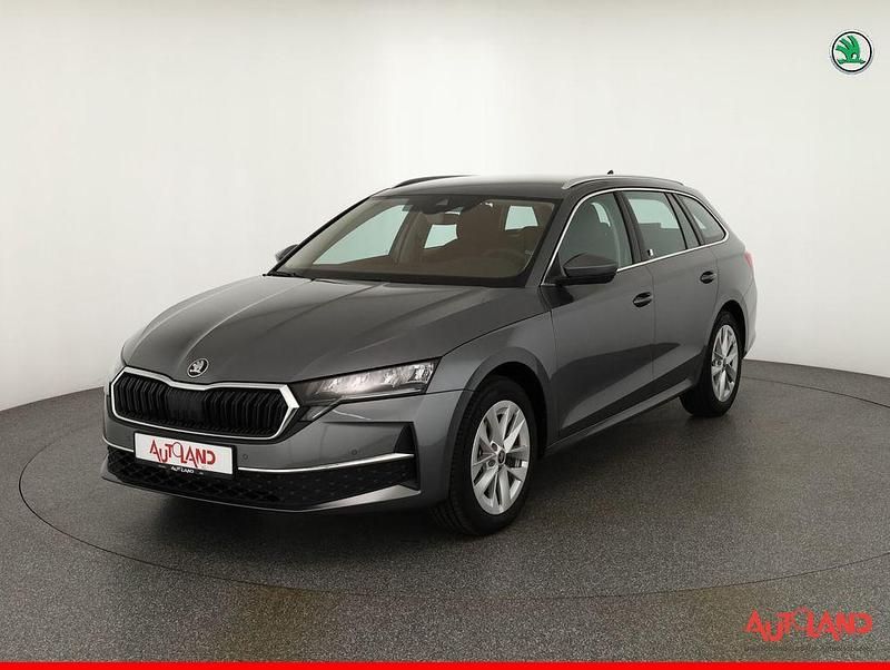 Grau Gebraucht 2025 Skoda Octavia Kombi | 31.785 € (Superpreis) - Bild 1/4