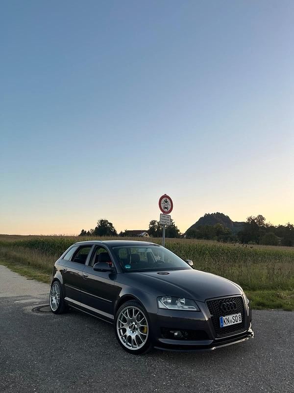 Grau Gebraucht 2010 Audi A3 Sportback Kleinwagen | 6.500 € (Etwas zu teuer) - Bild 1/4