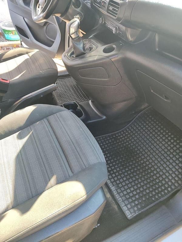 Gebraucht Opel Combo Life Edition 102 PS (75 kW) 2019 Weiß Van / Kleinbus