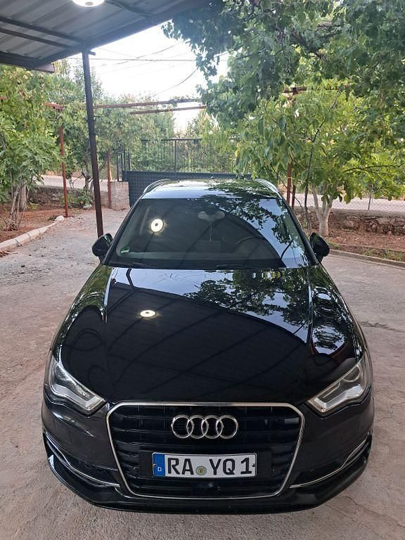 Schwarz Gebraucht 2014 Audi A3 Sportback S-Line Kleinwagen | 11.500 € (Guter Preis) - Bild 1/4