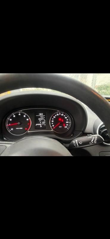 Gebraucht Audi A1 85 PS (62 kW) 2015 Blau Kleinwagen