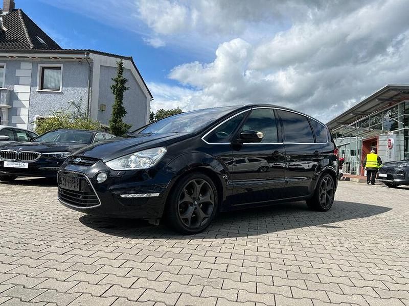 Panther schwarz metallic Gebraucht 2011 Ford S-MAX Titanium Van / Kleinbus | 5.990 € (Guter Preis) - Bild 1/4