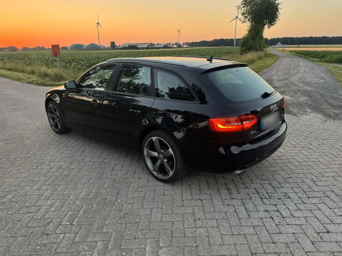 Gebraucht Audi A4 204 PS (150 kW) 2014 Schwarz Kombi