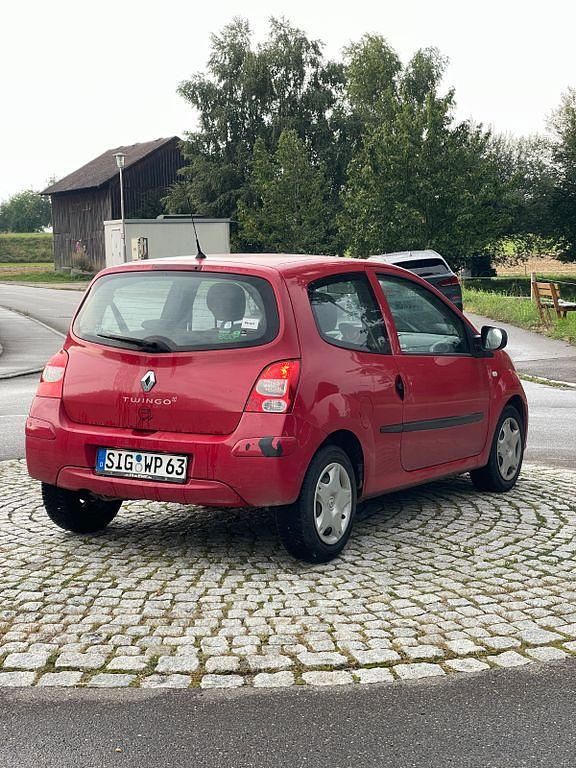 Gebraucht Renault Twingo 75 PS (55 kW) 2011 Rot Kleinwagen