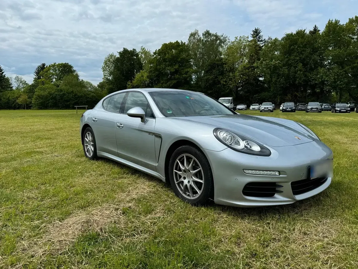 Occasion Porsche Panamera 250 ch (183 kW) 2013 Argent Citadine