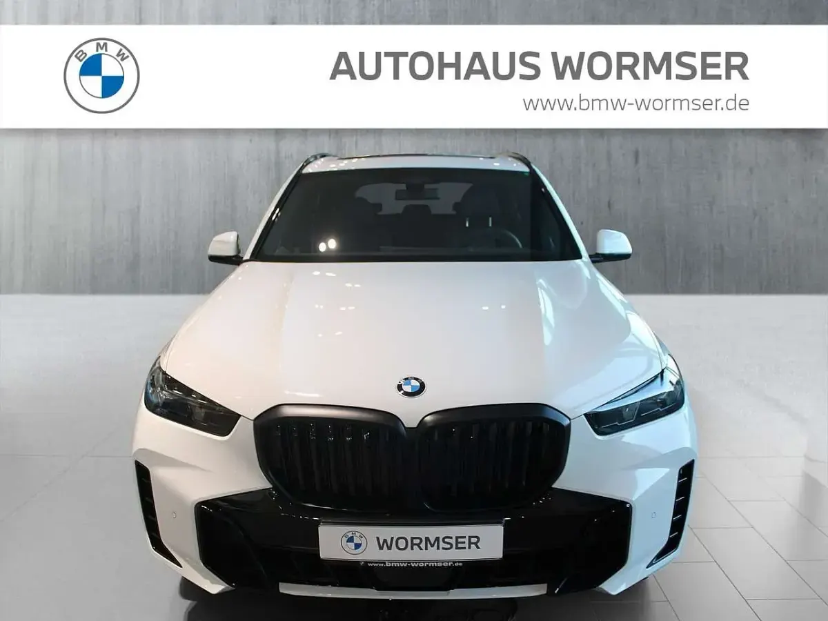 Neu BMW X5 M Sport 298 PS (219 kW) 2025 Weiß SUV