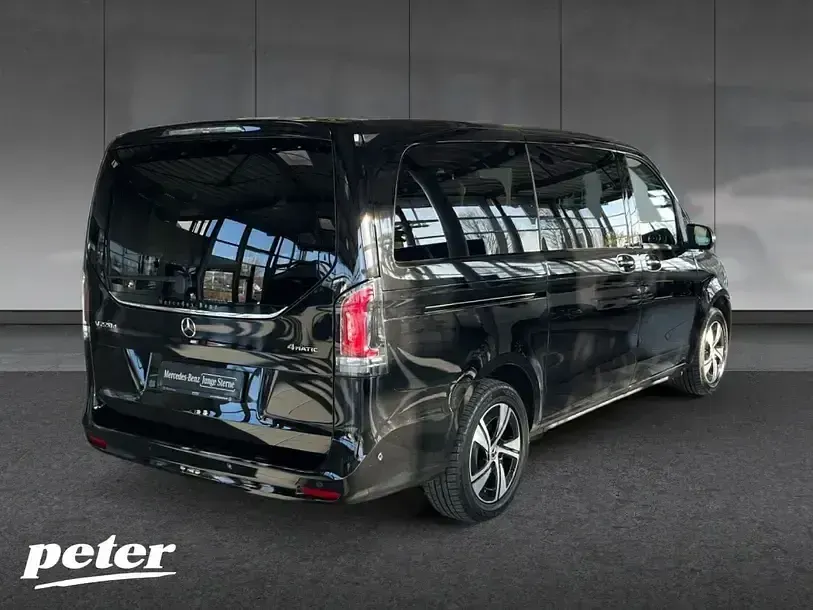 Gebraucht Mercedes V220 Style 163 PS (119 kW) 2024 Obsidianschwarz metallic Van / Kleinbus