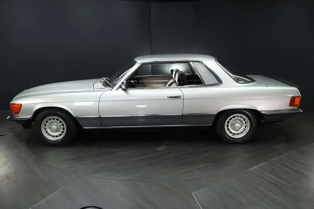 Gebraucht Mercedes SLC450 241 PS (177 kW) 1979 Silber Coupé