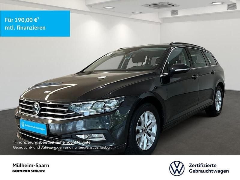 Grau Gebraucht 2022 VW Passat Business Kombi | 20.975 € (Guter Preis) - Bild 1/3
