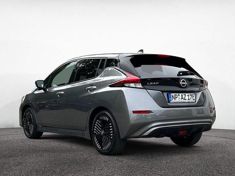 Gebraucht Nissan Leaf N-Connecta 110 kW (150 PS) 2023 Gun metallic (m) (metallic) Kleinwagen