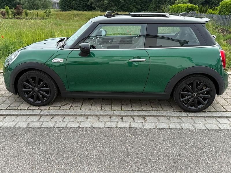 Usata Mini Cooper S 192 CV (141 kW) 2020 Verde Utilitaria