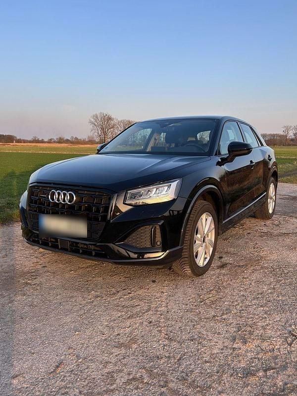 Gebraucht Audi Q2 Advanced 150 PS (110 kW) 2021 Schwarz SUV