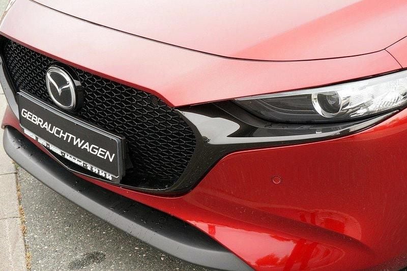 Gebraucht Mazda 3 Selection 122 PS (89 kW) 2023 Soul red crystal Limousine