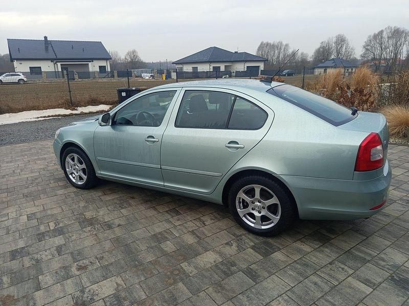 Gebraucht Skoda Octavia Elegance 160 PS (117 kW) 2010 Grün Limousine