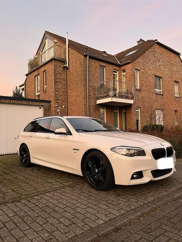 Weiß Gebraucht 2015 BMW 530 M Sport Kombi | 17.500 € (Guter Preis) - Bild 1/4