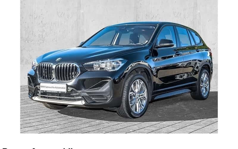 Schwarz Gebraucht 2021 BMW X1 Performance SUV | 25.495 € (Fairer Preis) - Bild 1/4