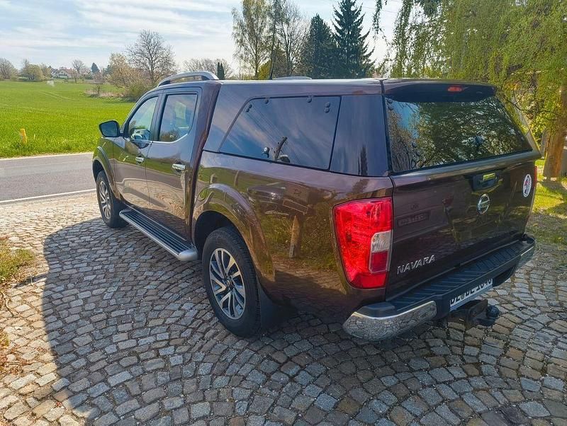 Gebraucht Nissan Navara 190 PS (139 kW) 2018 Braun Pickup