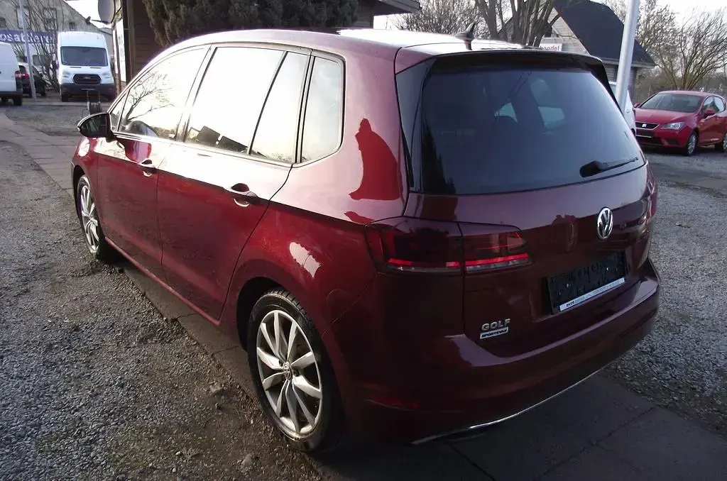 Gebraucht VW Golf VII United 150 PS (110 kW) 2020 Bordeauxrot Van / Kleinbus