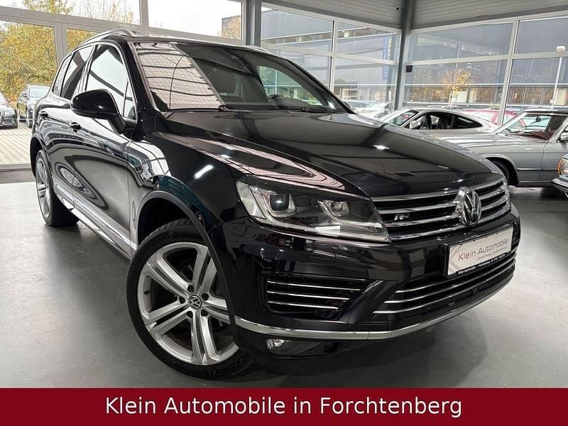 Schwarz Gebraucht 2017 VW Touareg Exclusive SUV | 23.990 € (Fairer Preis) - Bild 1/4