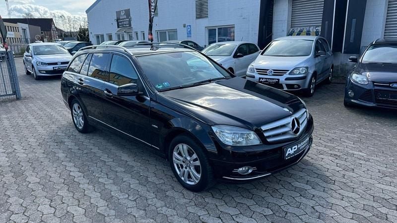 Gebraucht Mercedes C220 170 PS (125 kW) 2009 Schwarz Kombi