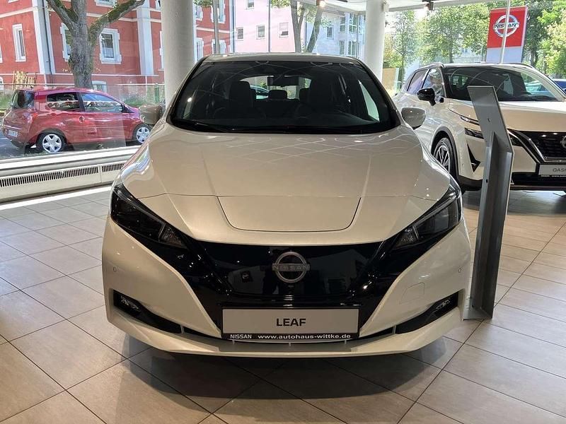 Othercolor Neu 2024 Nissan Leaf Kleinwagen | 28.690 € (Teuer) - Bild 1/4