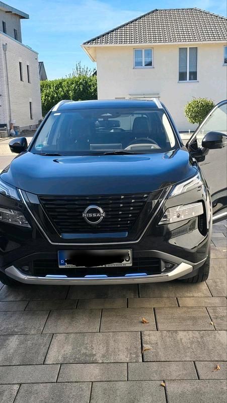 Schwarz Gebraucht 2023 Nissan X-Trail Tekna+ SUV | 32.900 € (Guter Preis) - Bild 1/4