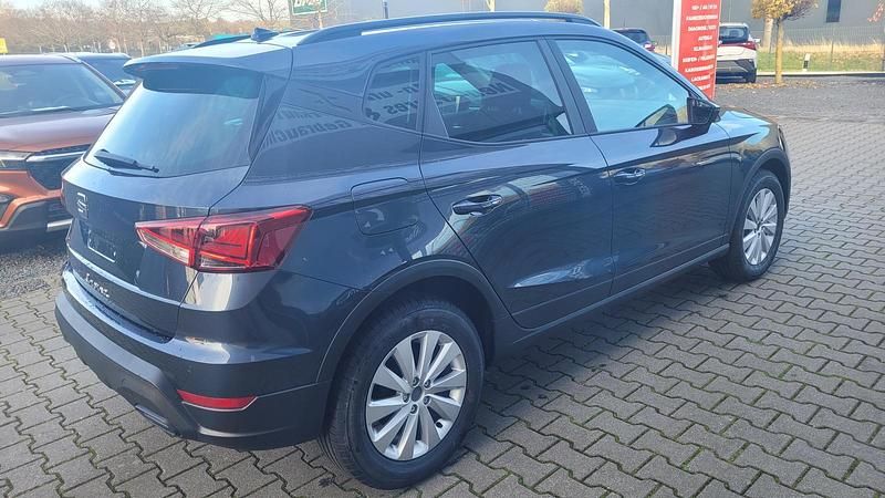 Neu Seat Arona Style 95 PS (69 kW) 2025 Grau magnetic SUV