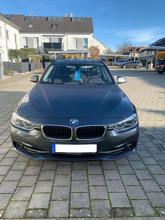 Gebraucht BMW 318 136 PS (100 kW) 2016 Grau Kombi