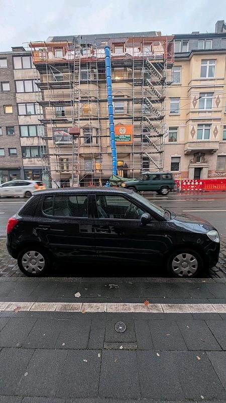 Schwarz Gebraucht 2007 Skoda Fabia Limousine | 1.200 € (Guter Preis) - Bild 1/4