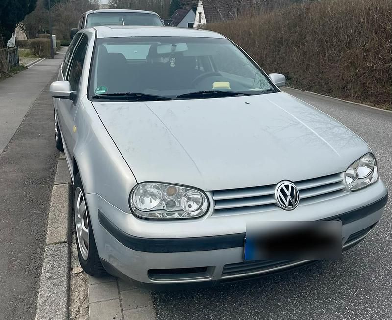 Gebraucht VW Golf III 85 PS (62 kW) 1999 Silber Kleinwagen