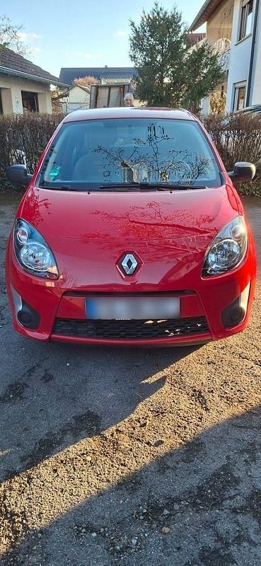 Second-hand Renault Twingo 75 CP (55 kW) 2010 Roșu Hatchback