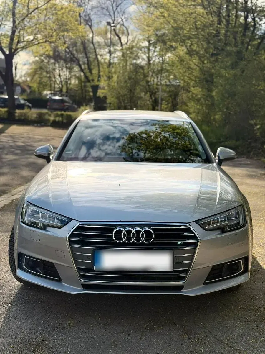 Second-hand Audi A4 Sport 150 CP (110 kW) 2016 Argintiu Break
