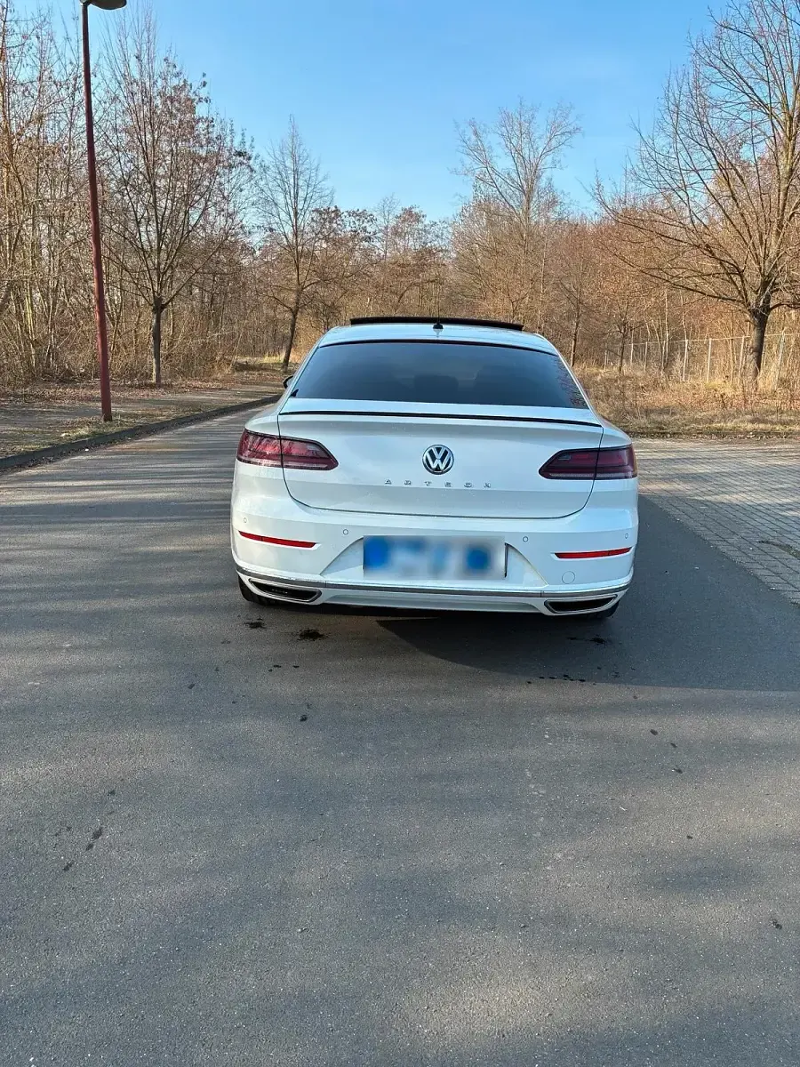 Gebraucht VW Arteon R-line 190 PS (139 kW) 2018 Weiß Kleinwagen