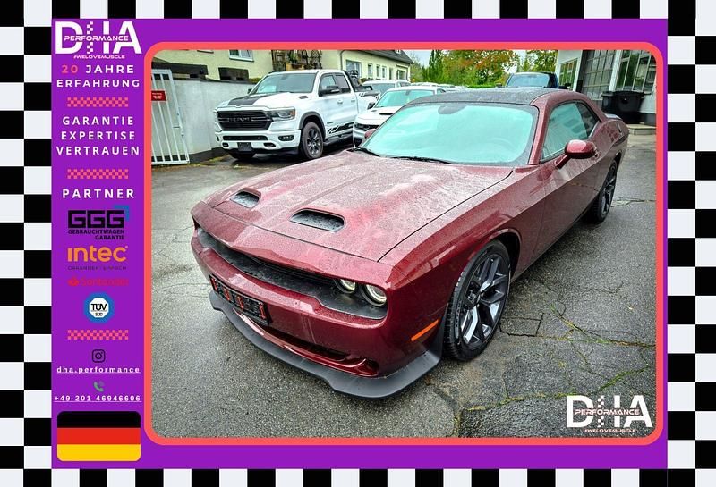 Second-hand Dodge Challenger 377 CP (277 kW) 2024 Roșu Coupe